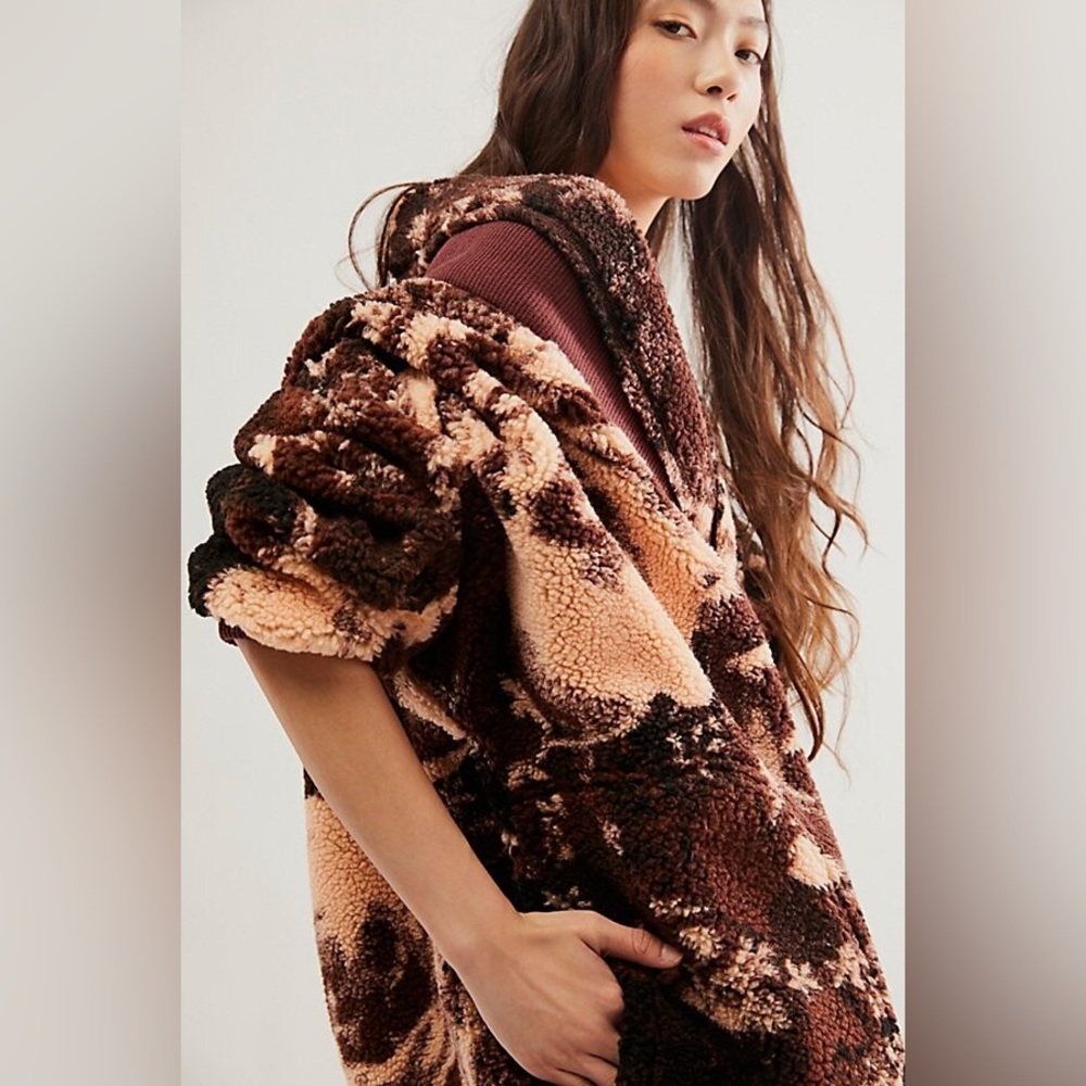 FP Sherpa Pullover